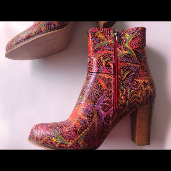 Satori Angel Boots - Picture 4 of 8